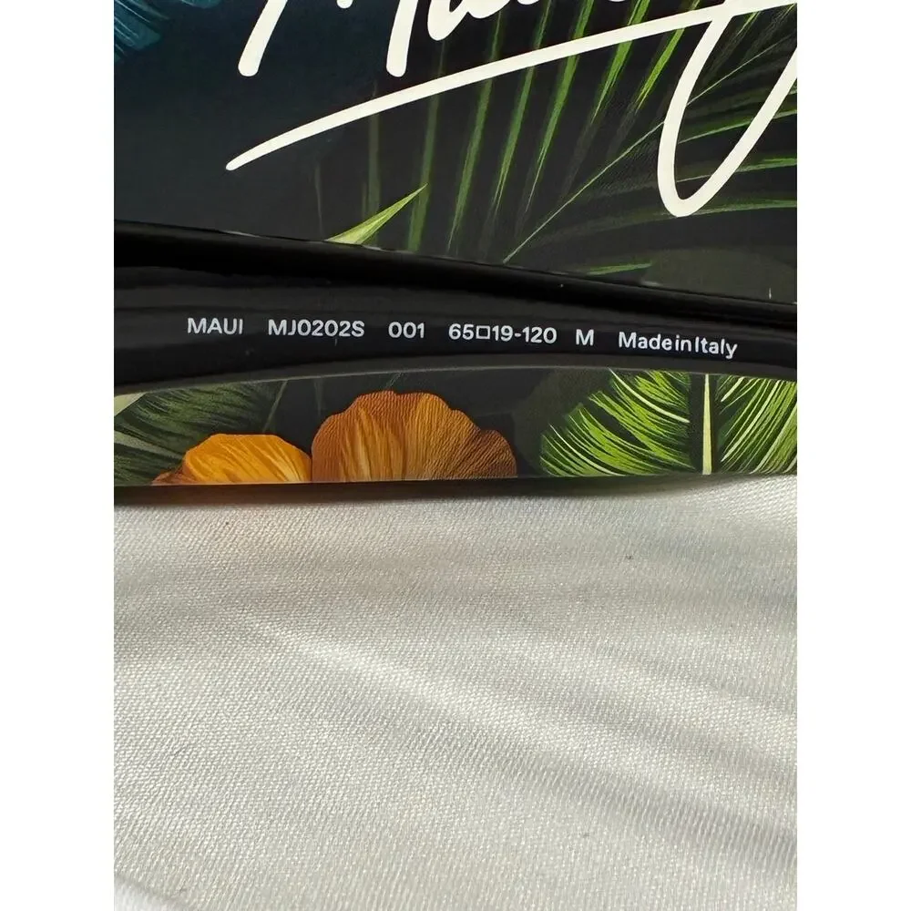 Maui Jim Peahi polarized  Wrap Sunglasses Gloss Black  MJ0202S-001